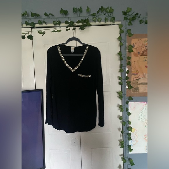 7th Ray Sparkly Black Top - Picture 2 of 4